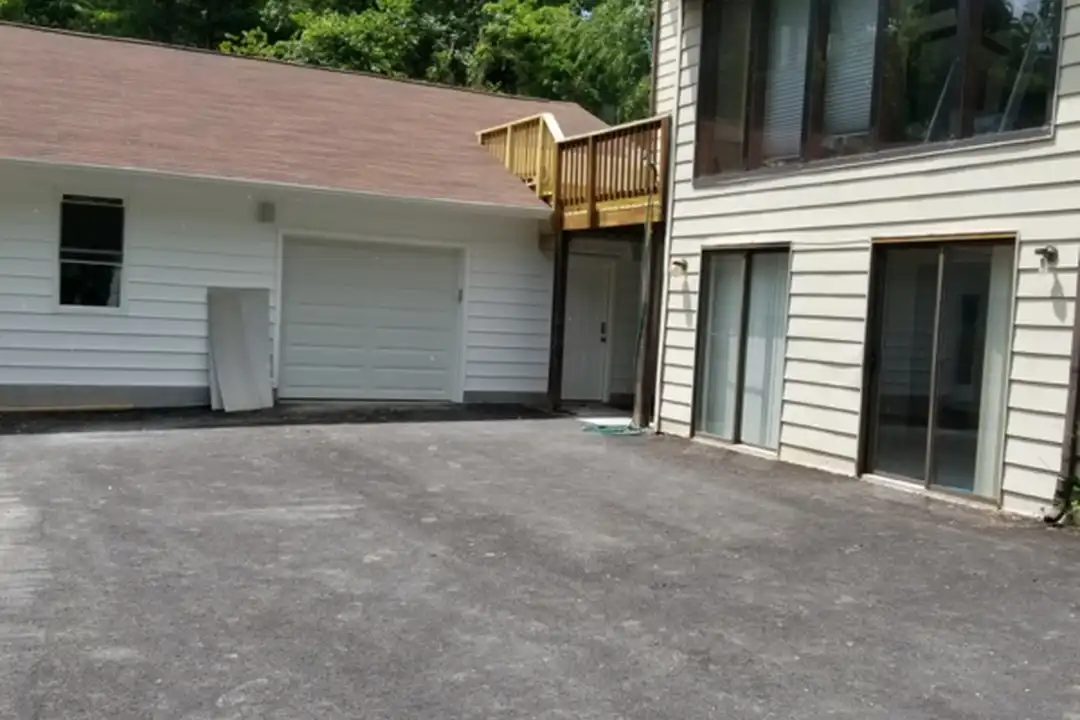 7608 Carteret Rd – photo 1