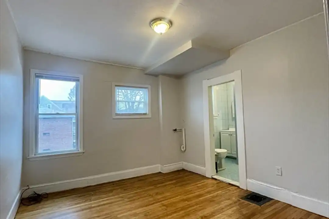 30 Academy Hill Rd unit 2 – pohled 5