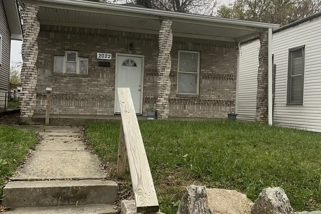 2022 Rowan St – photo 1