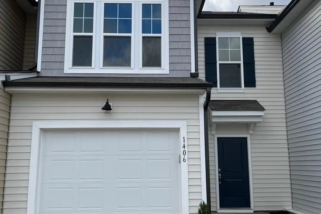 1406 Smoky Mountains St - View 2