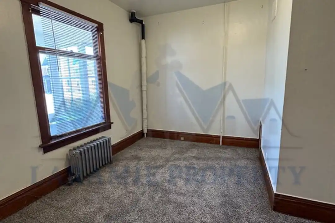 508 E Garfield St unit 8 - View 3