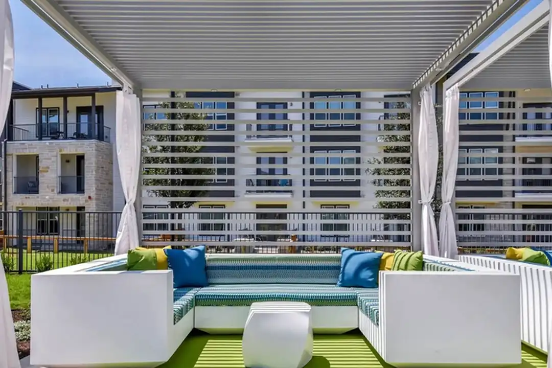 Apartment in Austin, Travis - More