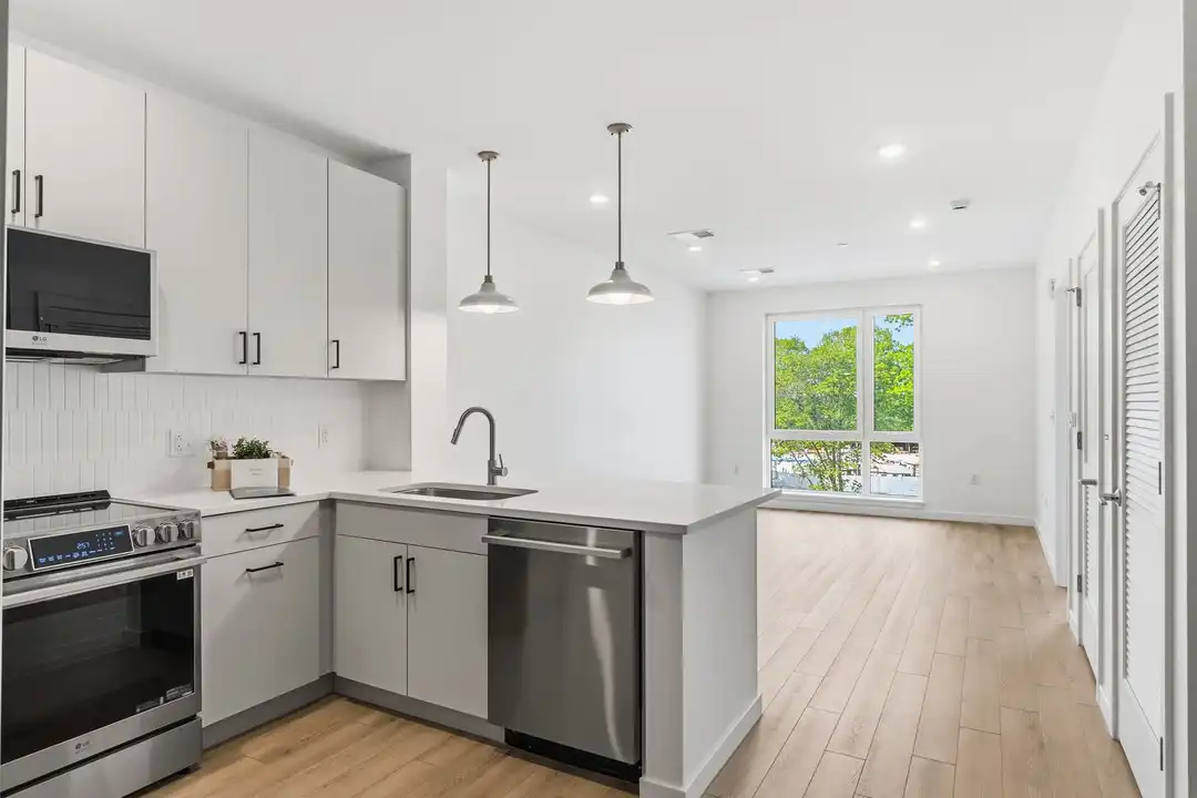 2454 Lafayette Rd - View 2