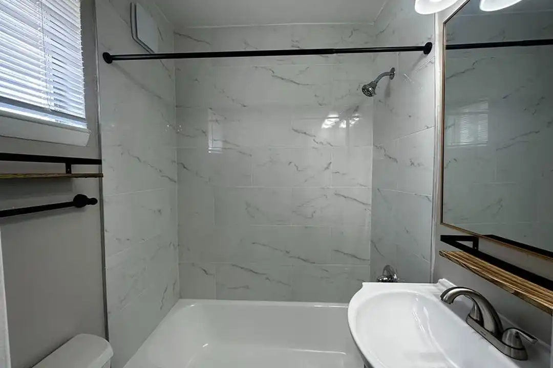 401 E Ocean Ave unit 14 - View 5