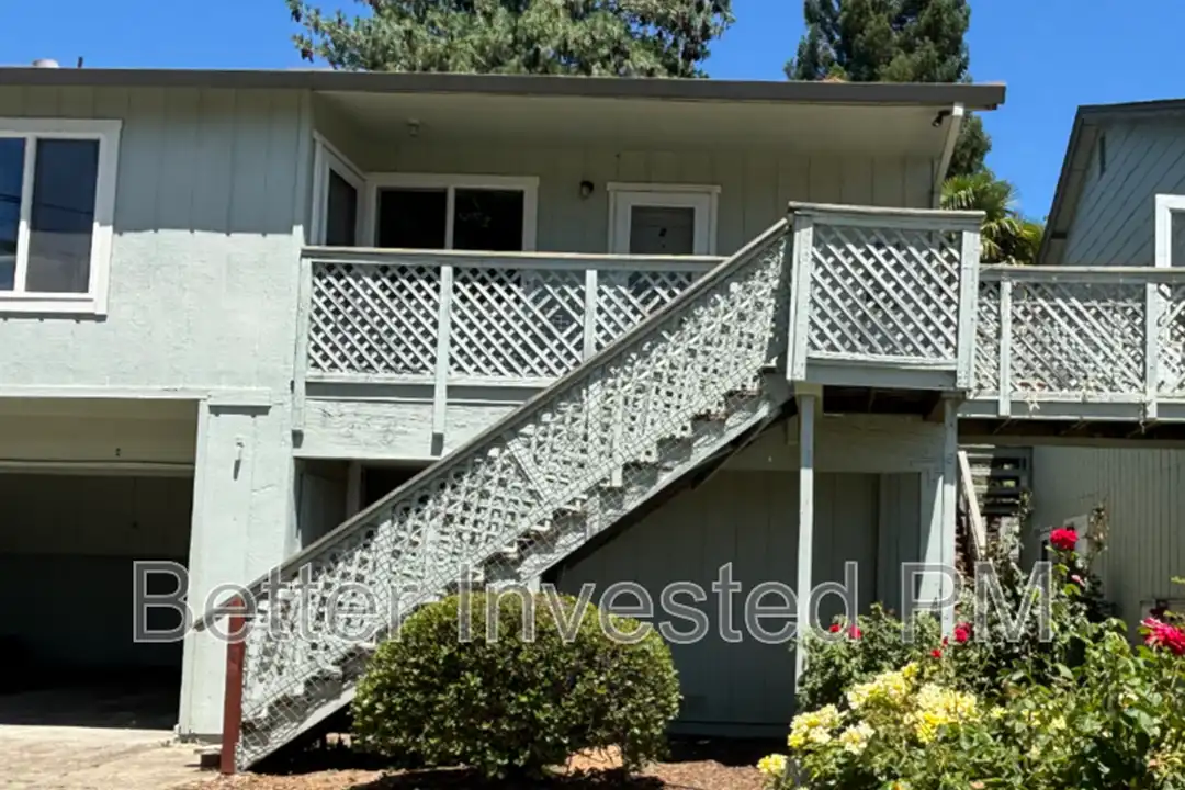 304 Cooper Ln unit G – photo 1 of 14