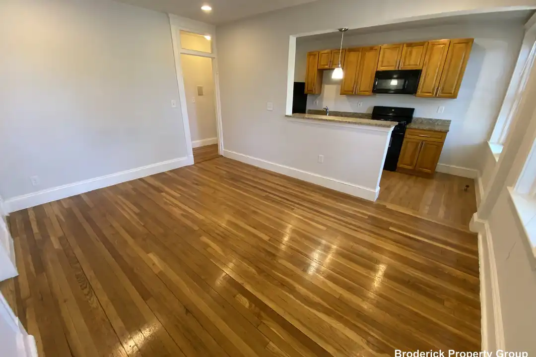 288 Chestnut Hill Ave unit 3 – pohled 3