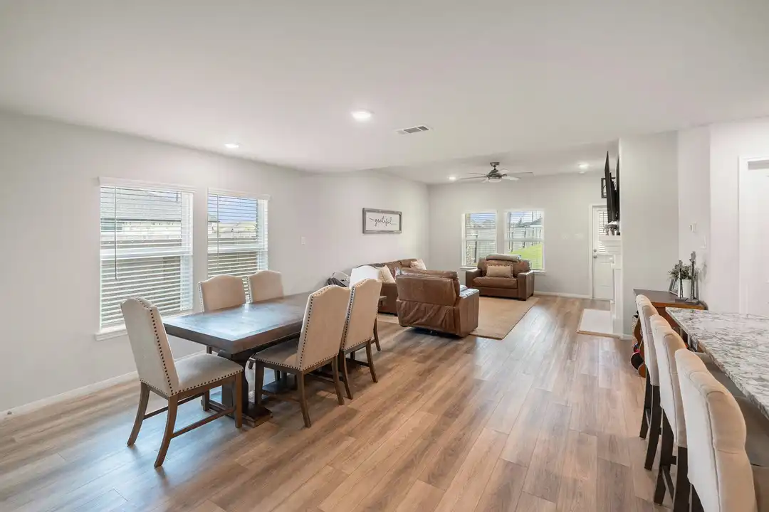 2513 Malibu Gln Dr - View 4