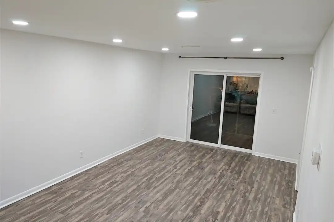 4507 Holly Tree Rd unit 606 – photo 1