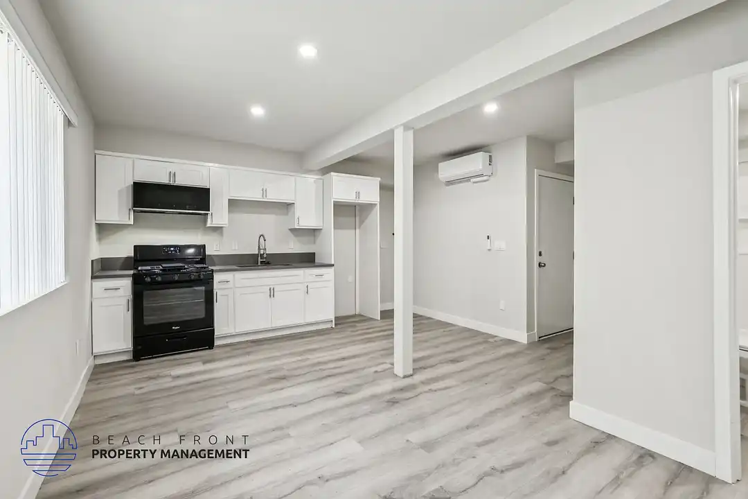 716-722 East 7th Street - View 4