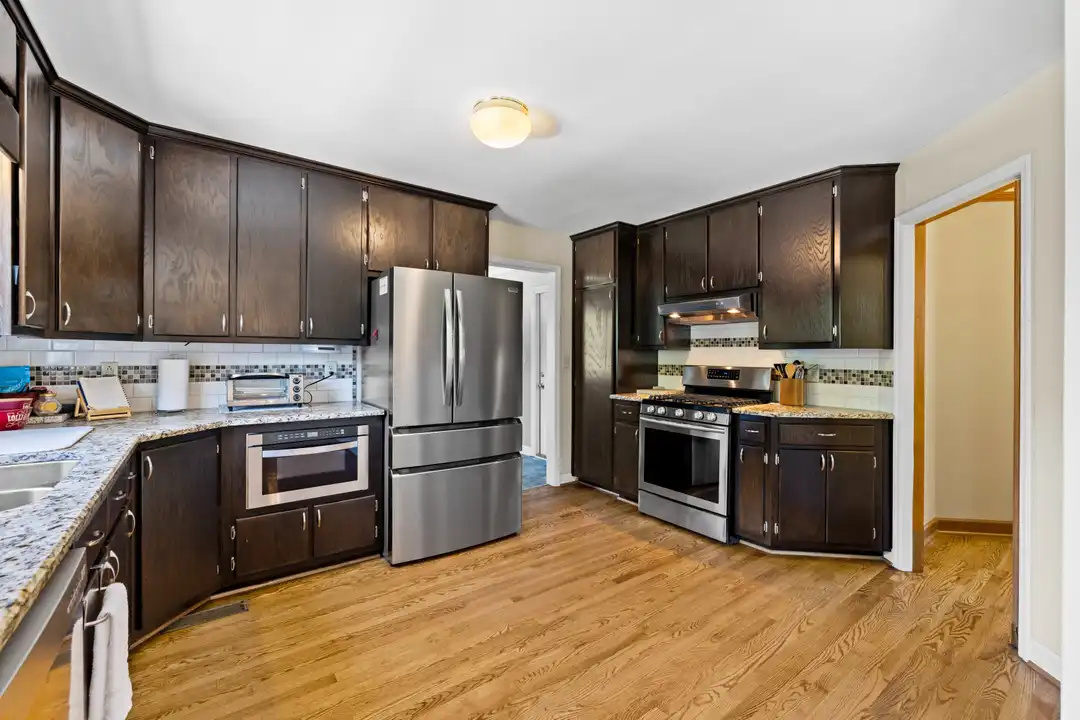 3010 Eaker Dr - View 3