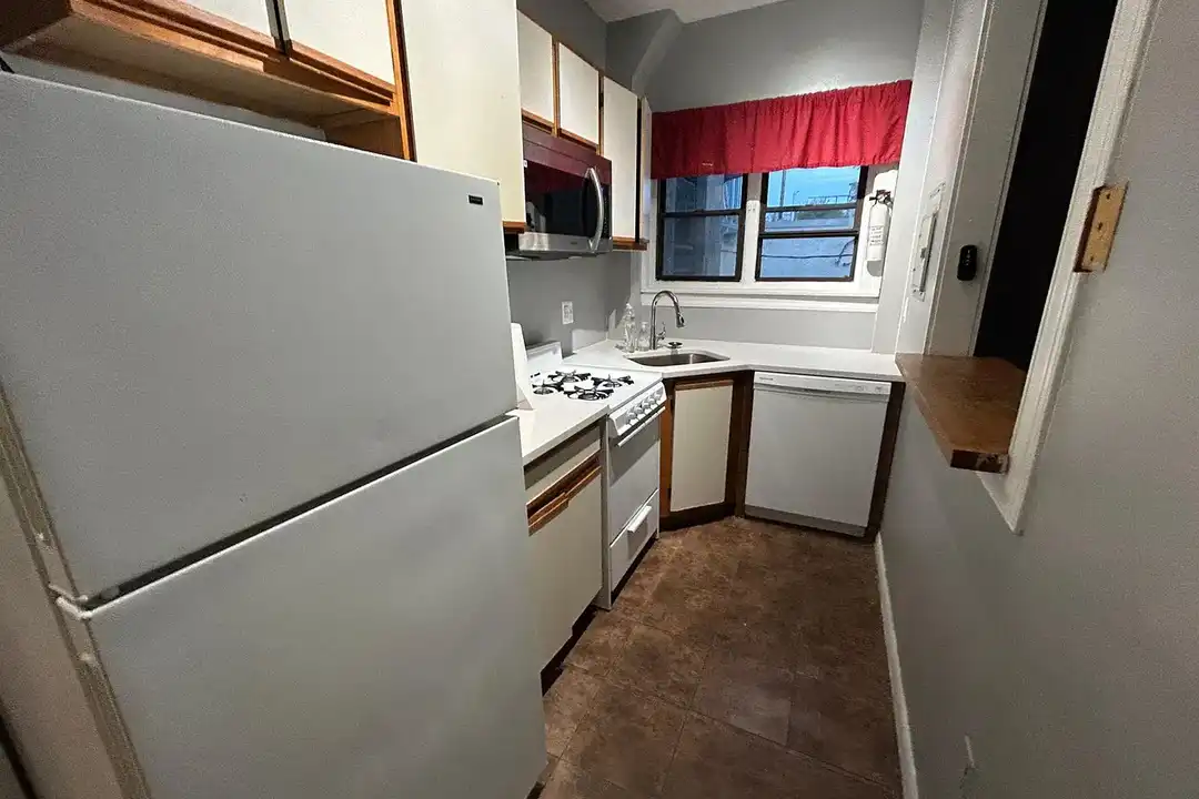 3310 Hamilton St unit 3308 Unit 4 - View 6