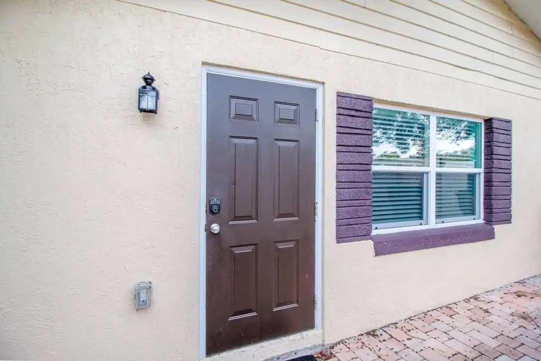 2721 Raeford Rd unit 1094198P – pohled 3