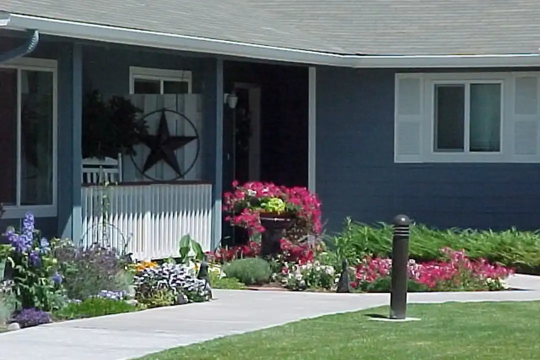 Apartment in Umatilla - More
