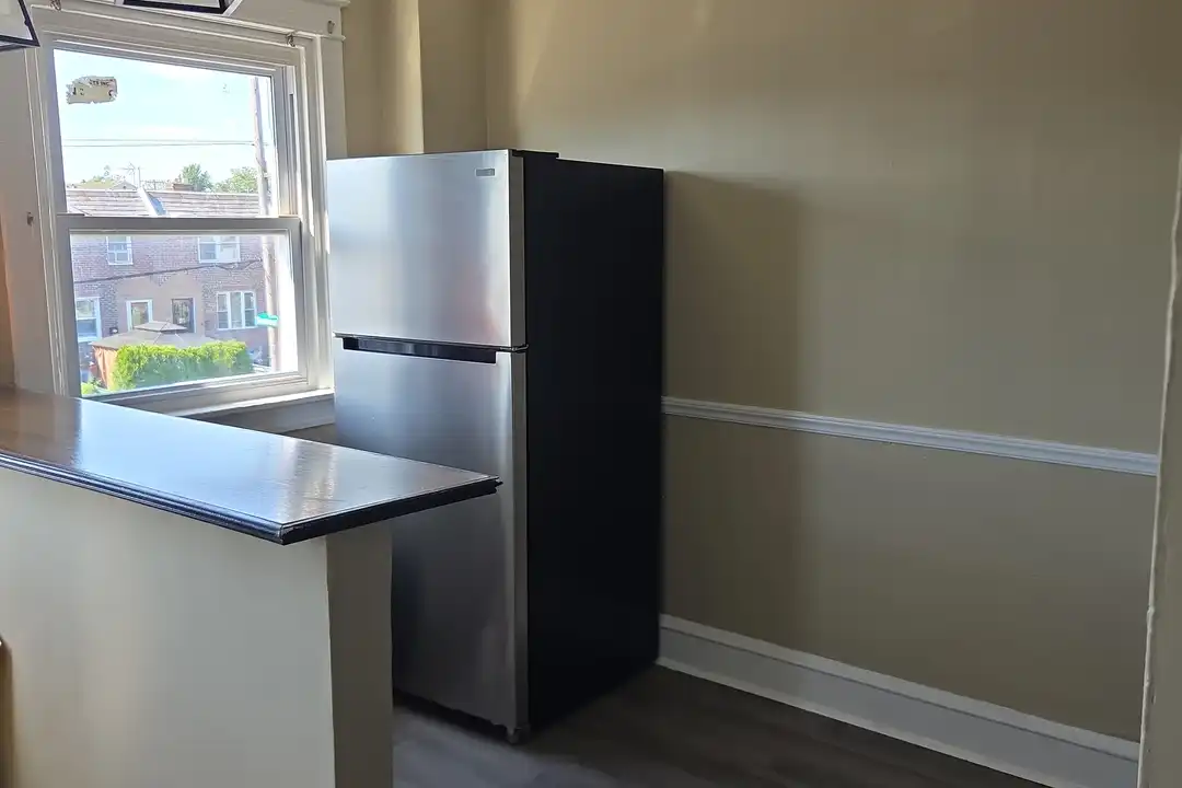 5437 Torresdale Ave unit 2 - View 4
