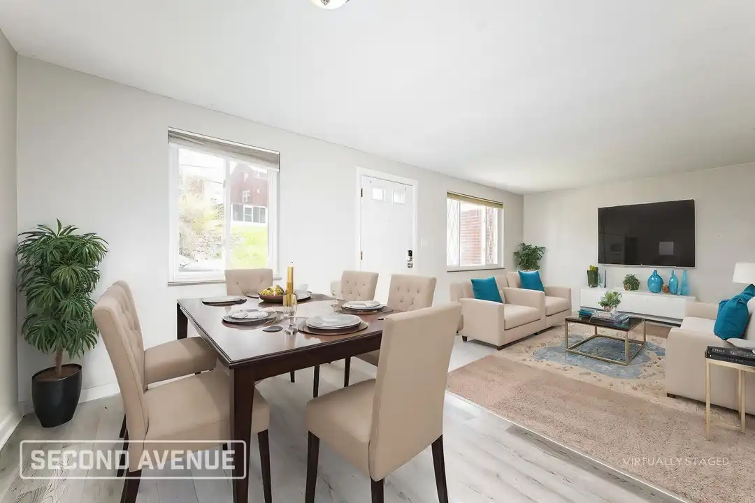 220 Briarwood Dr - View 5