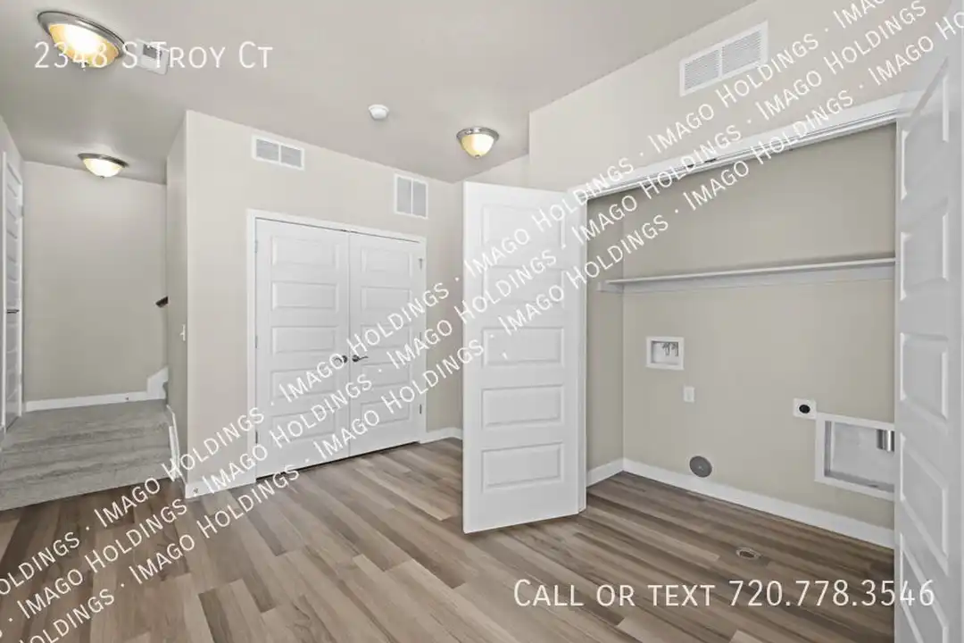 2348 S Troy Ct - View 2