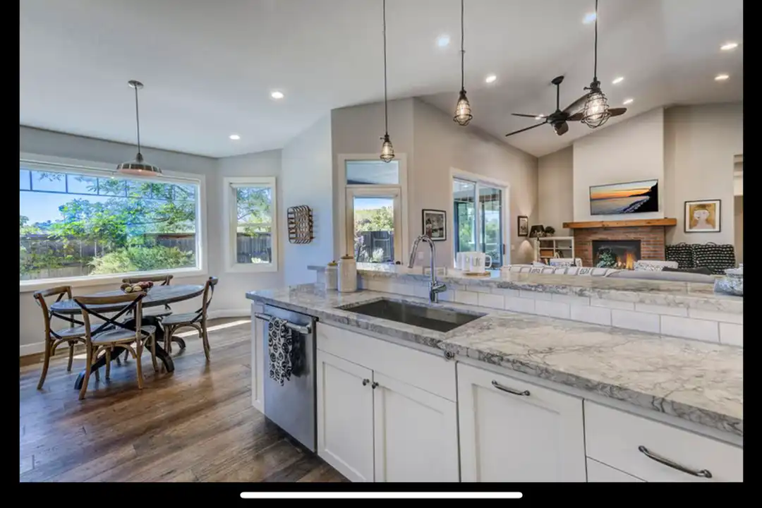 7 Baker Ln - View 6