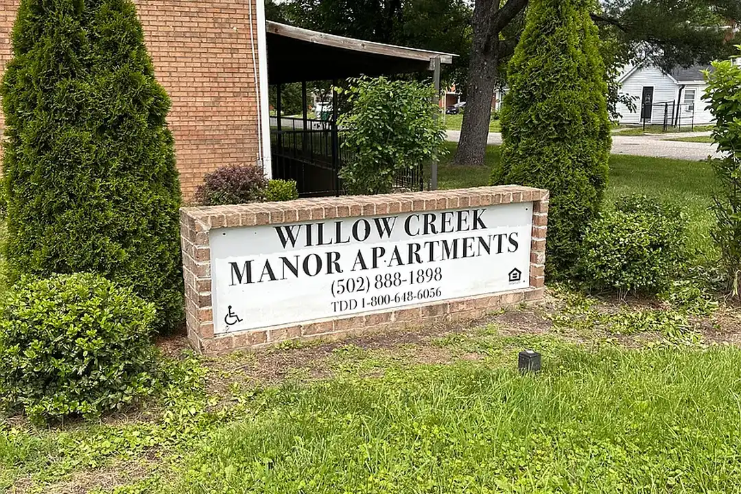 Willowcreek Manor – photo 1 of 8