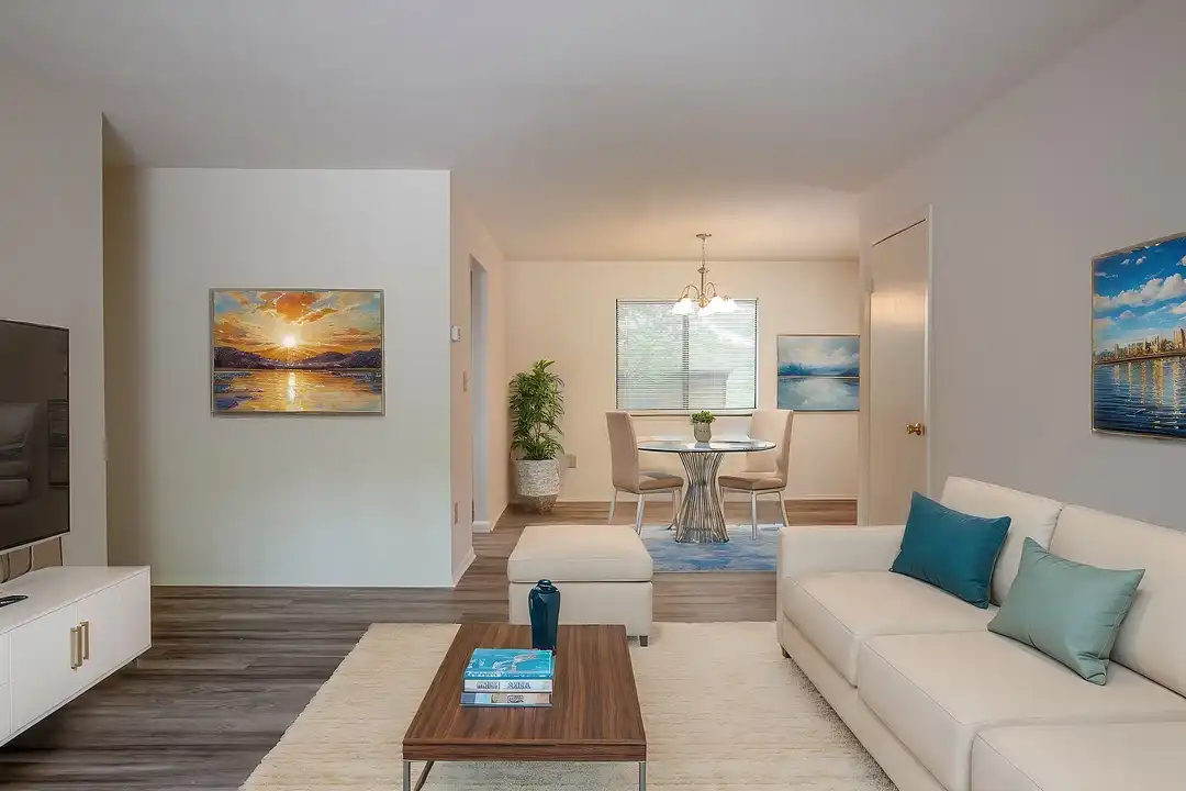Rustic Ridge Apartments at Rockaway – photo 1 of 19