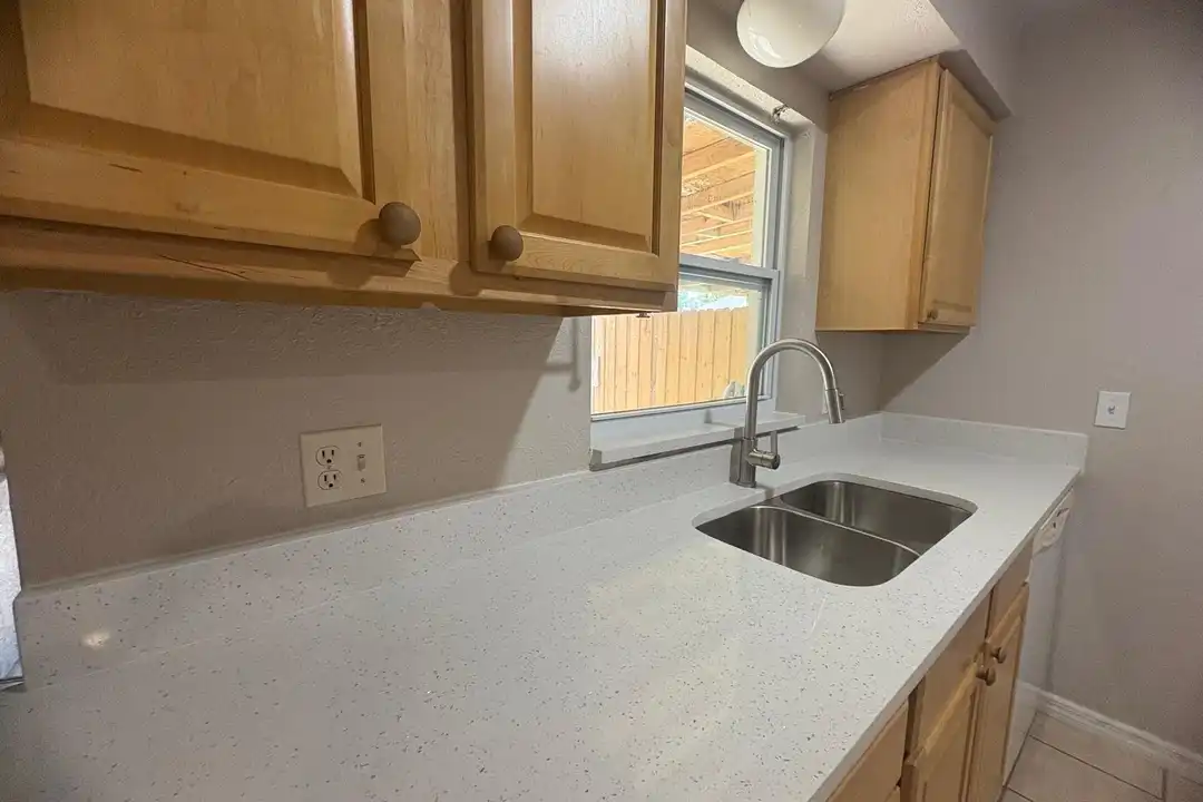 877 Park Manor Dr unit B - View 5