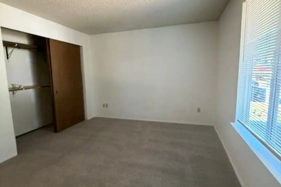 20 S 341st Pl unit A - More