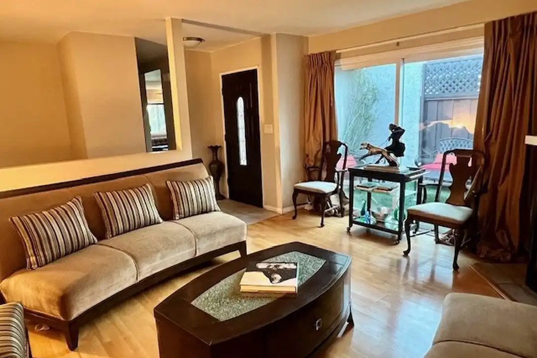 15654 Hillview Ln unit 18 - View 6