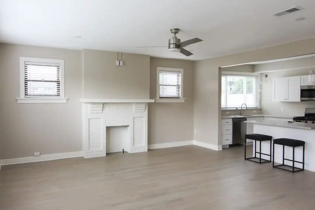 1119 S Braddock Ave unit 1117 Floor 2 - View 5