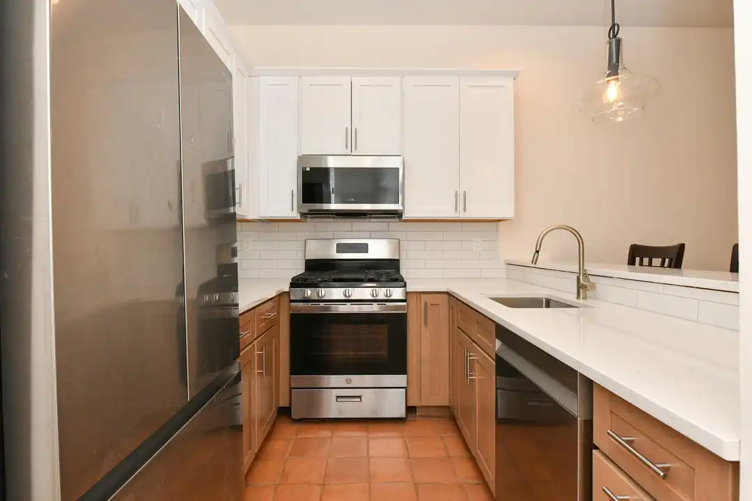 Apartment in Hoboken - View 2