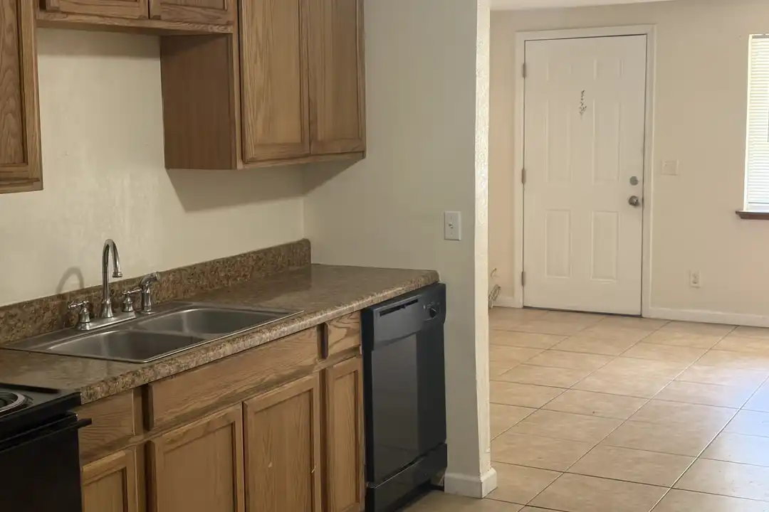 10308 Angel Ct - View 3