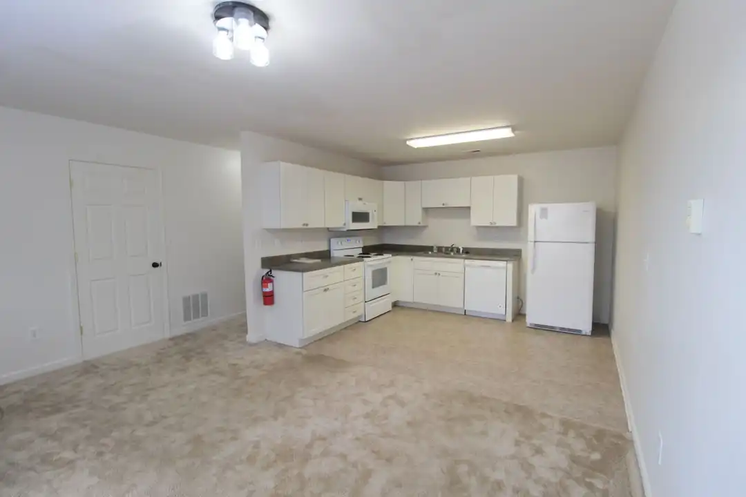 1326 Devon Ln - View 4