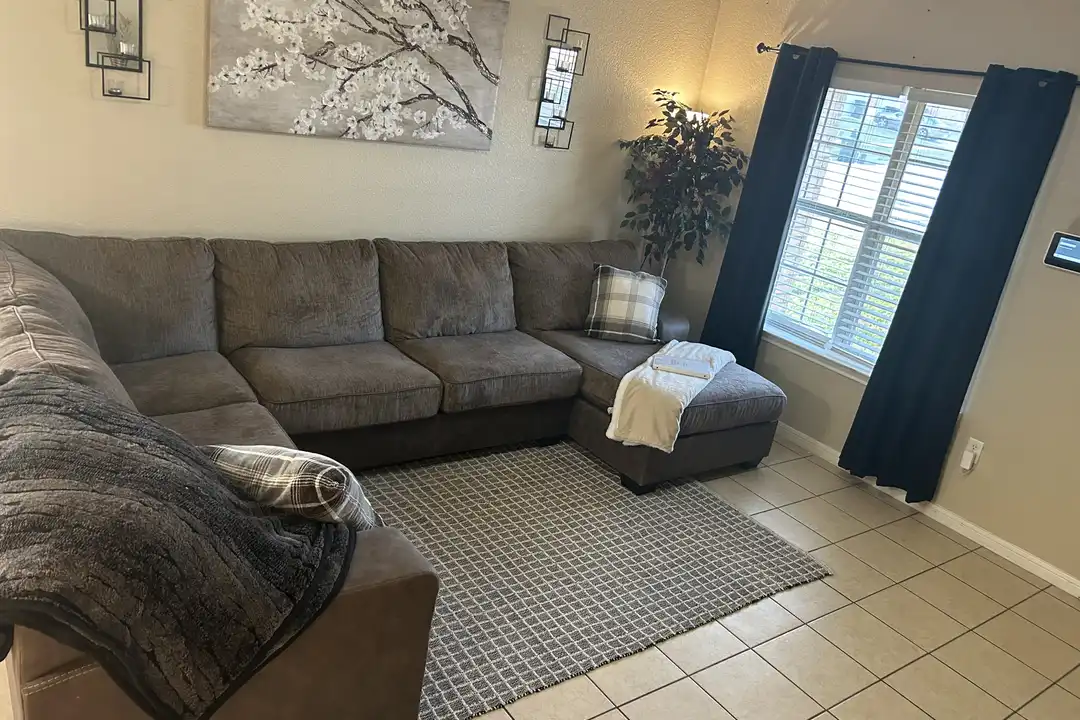 1900 Elms Run Ct unit B - View 4