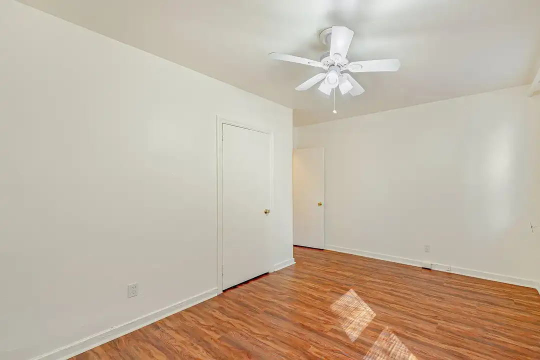 Southcrest Heights – photo 1