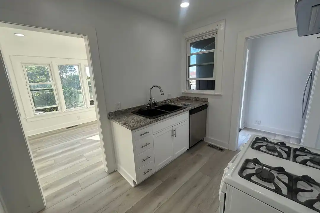 217 N Bel Aire Dr - View 6