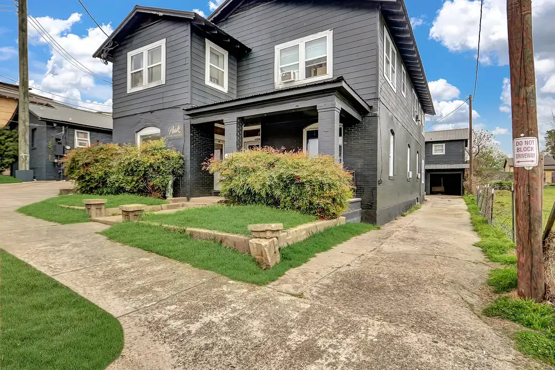 Peak Apartments – photo 1 of 17