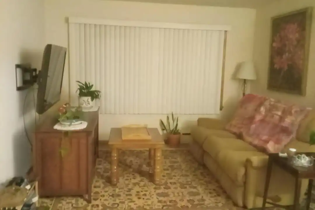 2401 Brentwood Pkwy unit 3 - View 3