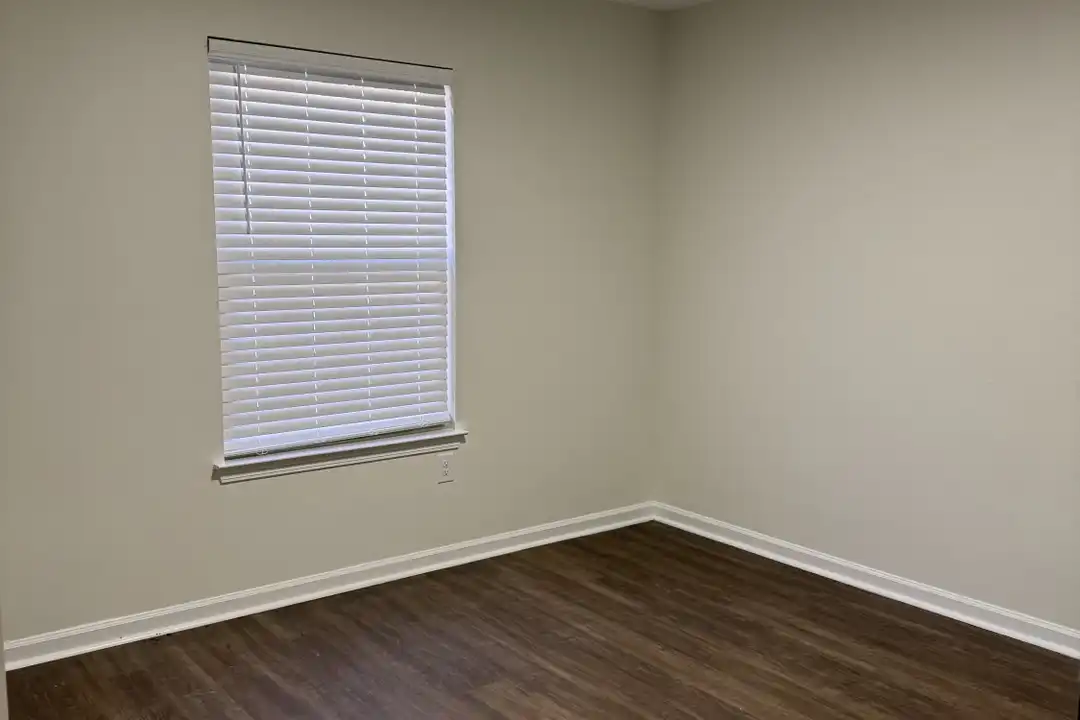 2576 Rhodes Rd unit A - View 4