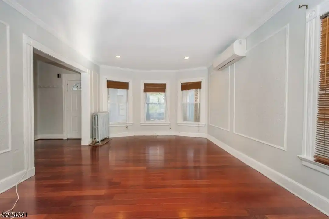 51 Cedar Ave - View 2