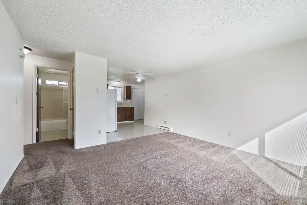 House in Olympia - View 5