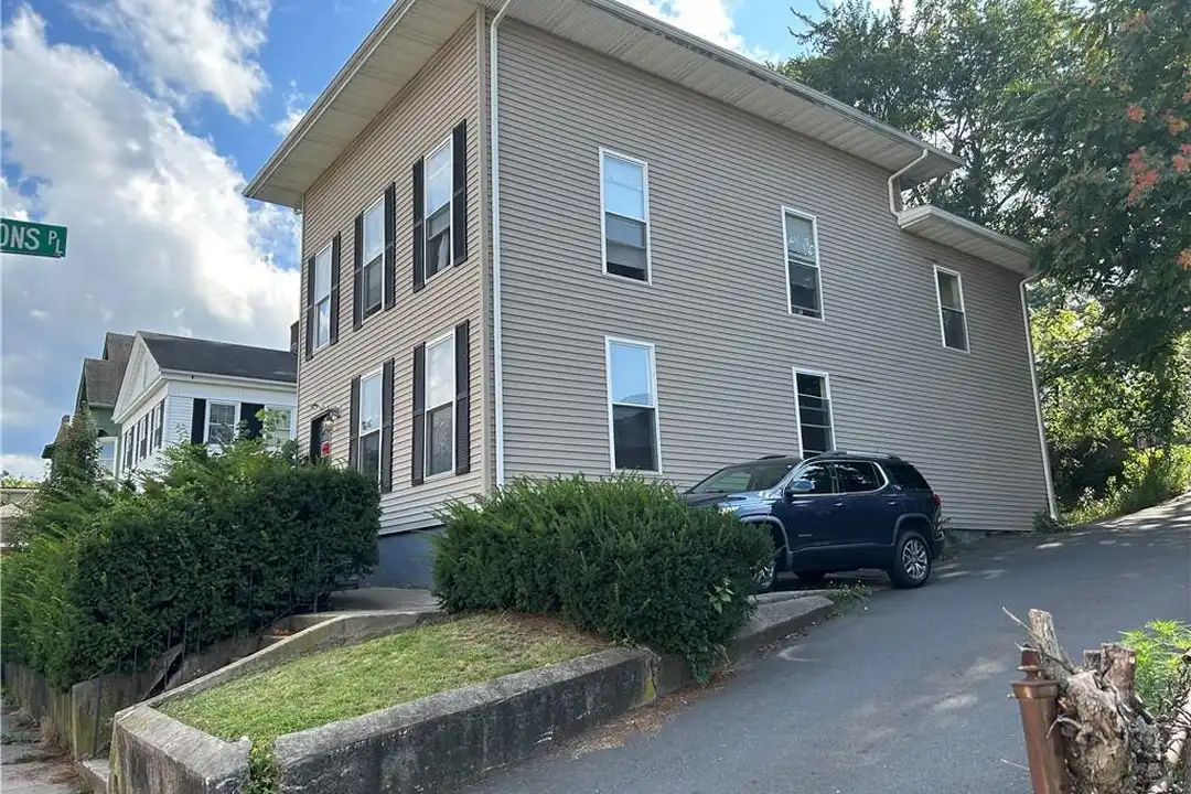 19 S High St unit 2S – photo 1 of 9