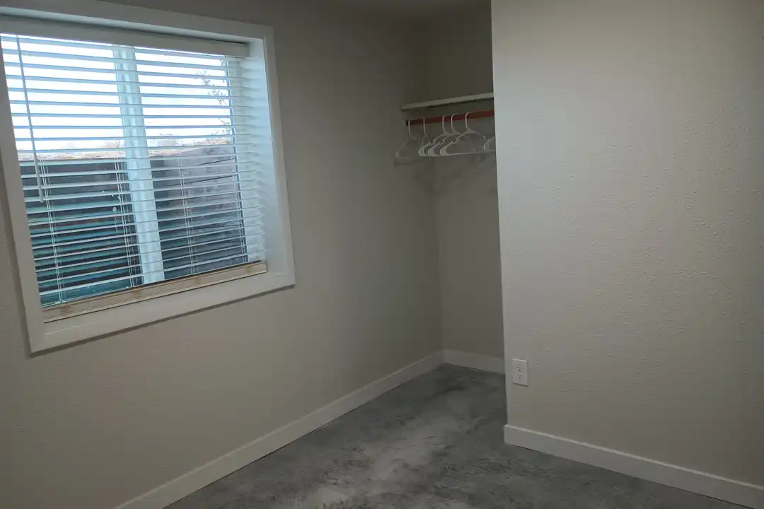 5401 S View Rd unit D - View 4