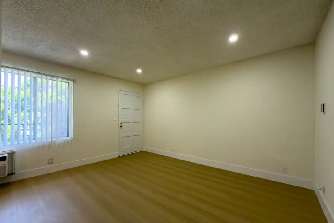 6553 Newlin Ave unit H - View 2