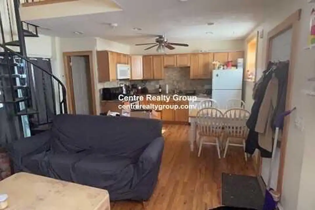 116 Old Harbor St - View 3