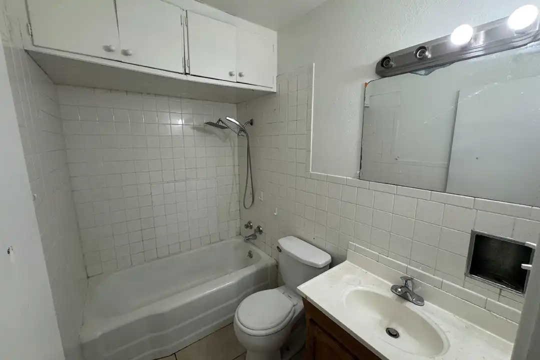 2123 25th St #REAR - View 5