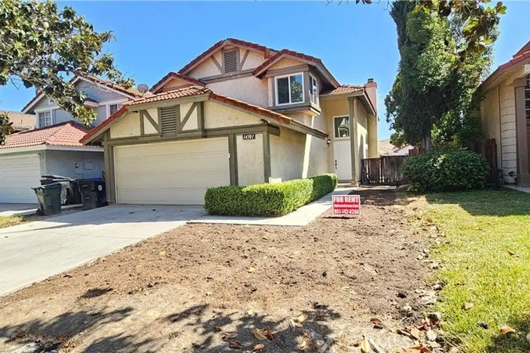 14301 Hillcrest Dr - View 3