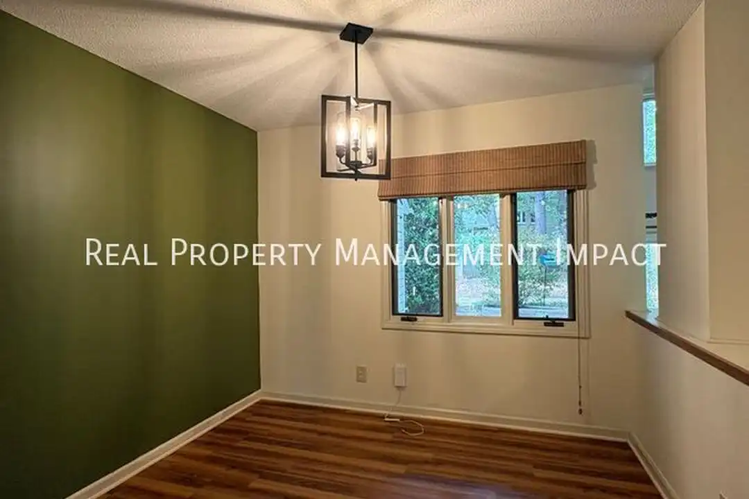 4422 Beechnut Ln - View 6