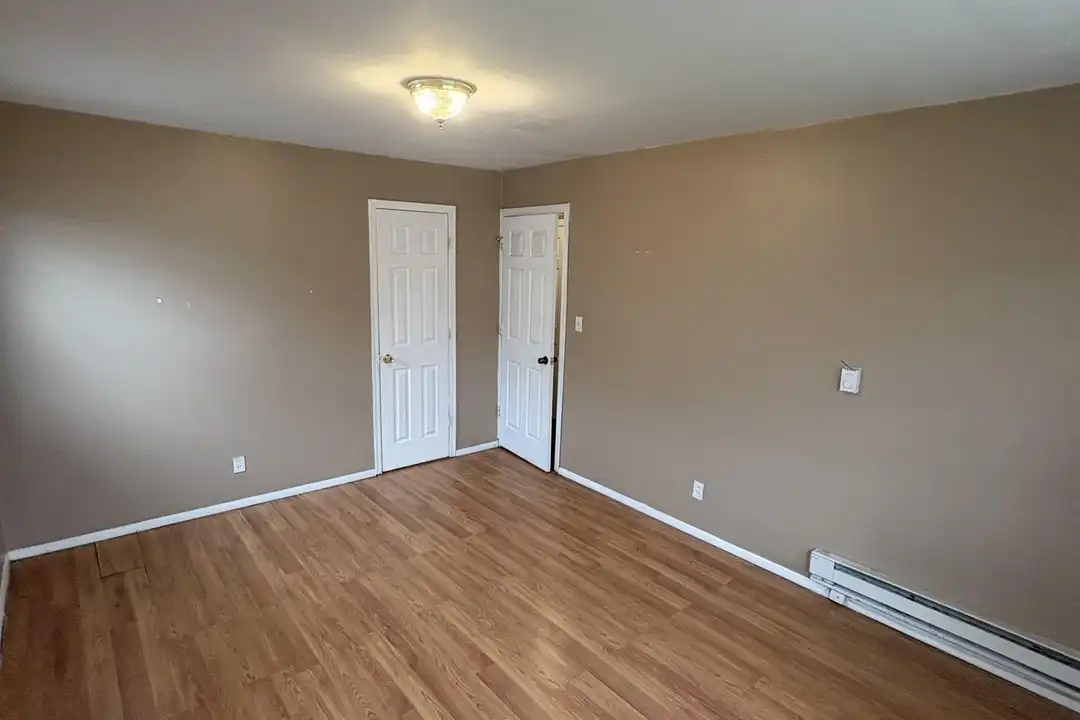 36 Pinecrest Rd #2 - View 4