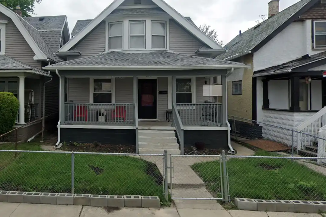 1122 Pinewood Ave – photo 1