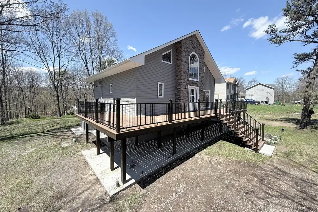 122 Mt Snow Rd - View 3