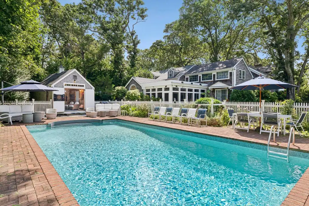3 Shelter Island Ave – photo 1 of 36