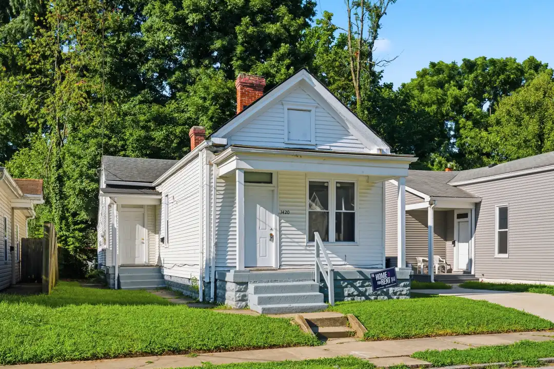 3420 W Jefferson St unit STREET1 – photo 1